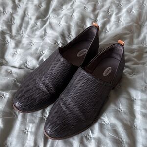 Women’s Black Slip-On booties